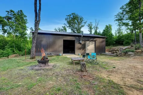 3155 Pigeon Spur Road Tracy City TN 37387