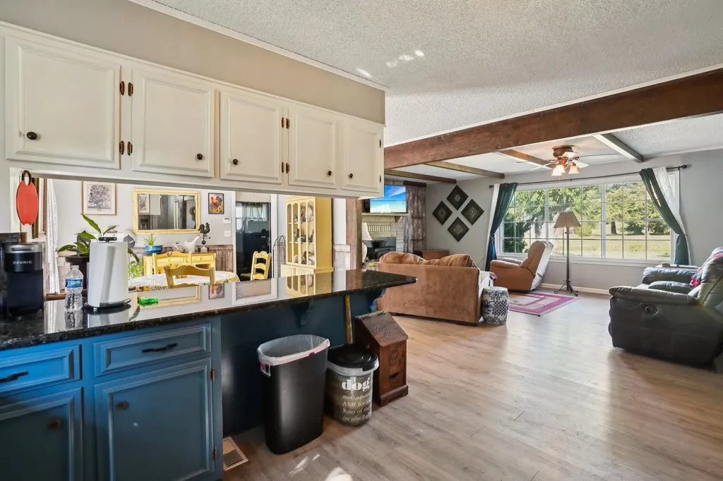 7559 Scottsville Road Lafayette TN 37083
