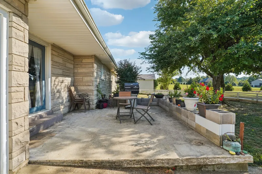 7559 Scottsville Road Lafayette TN 37083