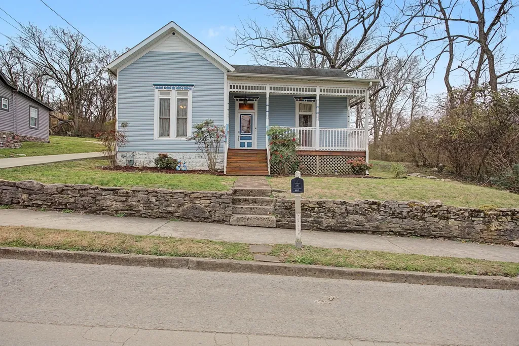 407 W 12th Street Columbia TN 38401