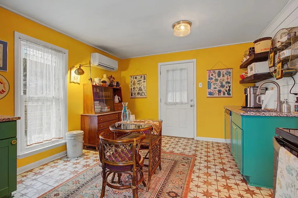 407 W 12th Street Columbia TN 38401