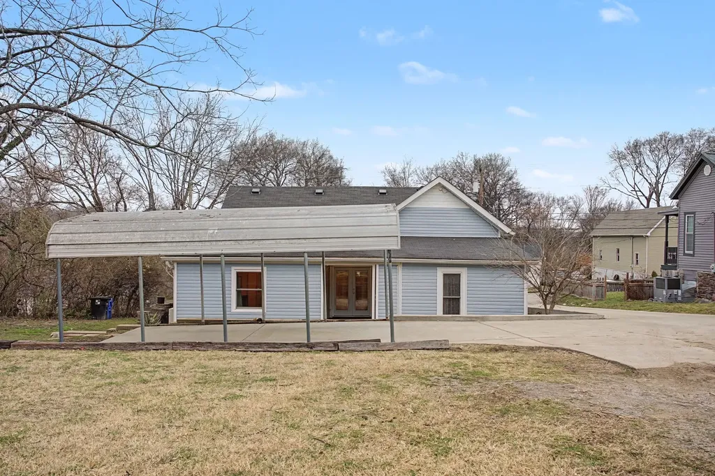 407 W 12th Street Columbia TN 38401