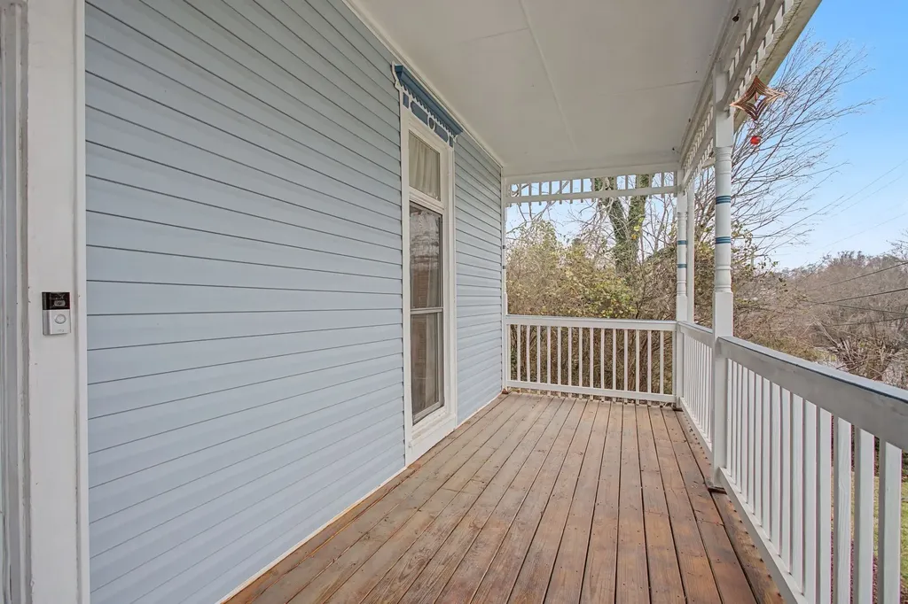 407 W 12th Street Columbia TN 38401
