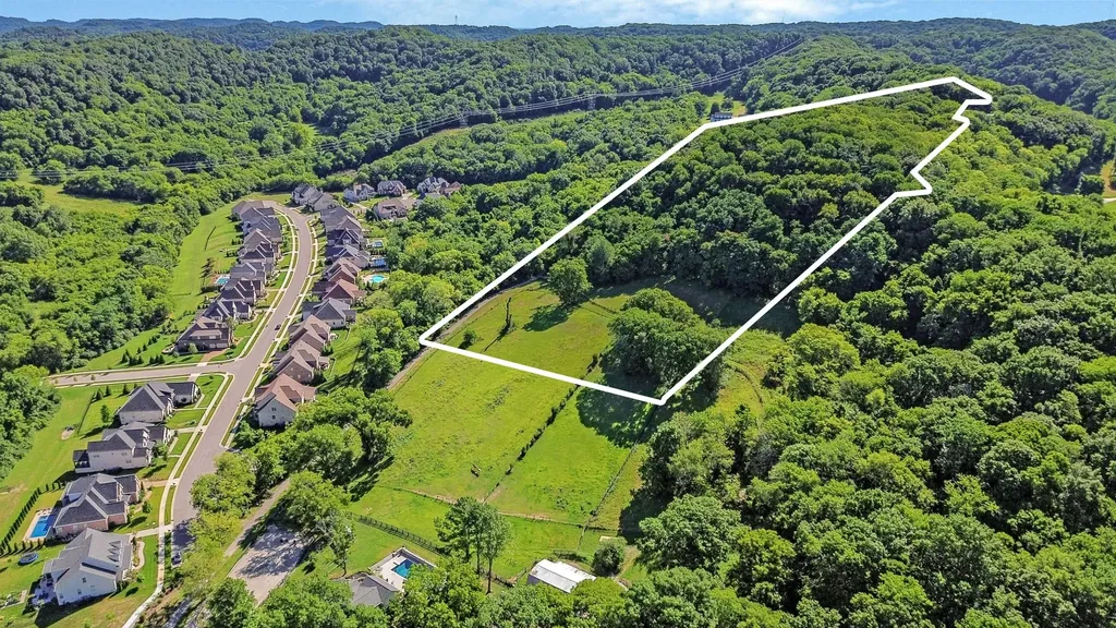 3029 Hartland Pvt Lane Franklin TN 37069