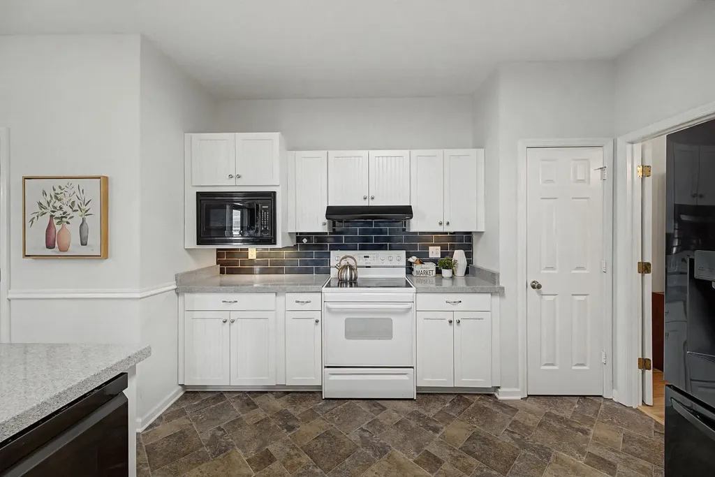231 Green Harbor Road Old Hickory TN 37138