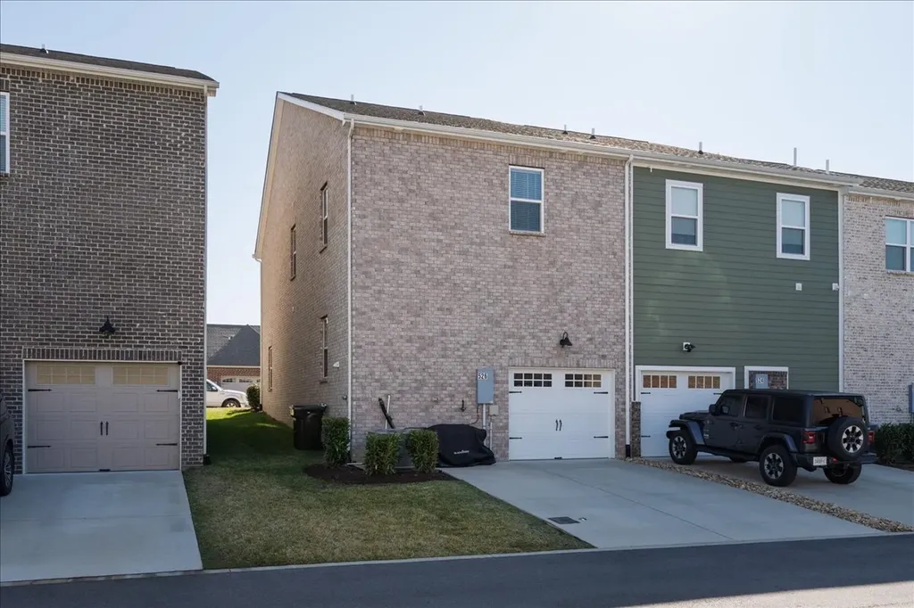 526 Tobias Street Gallatin TN 37066