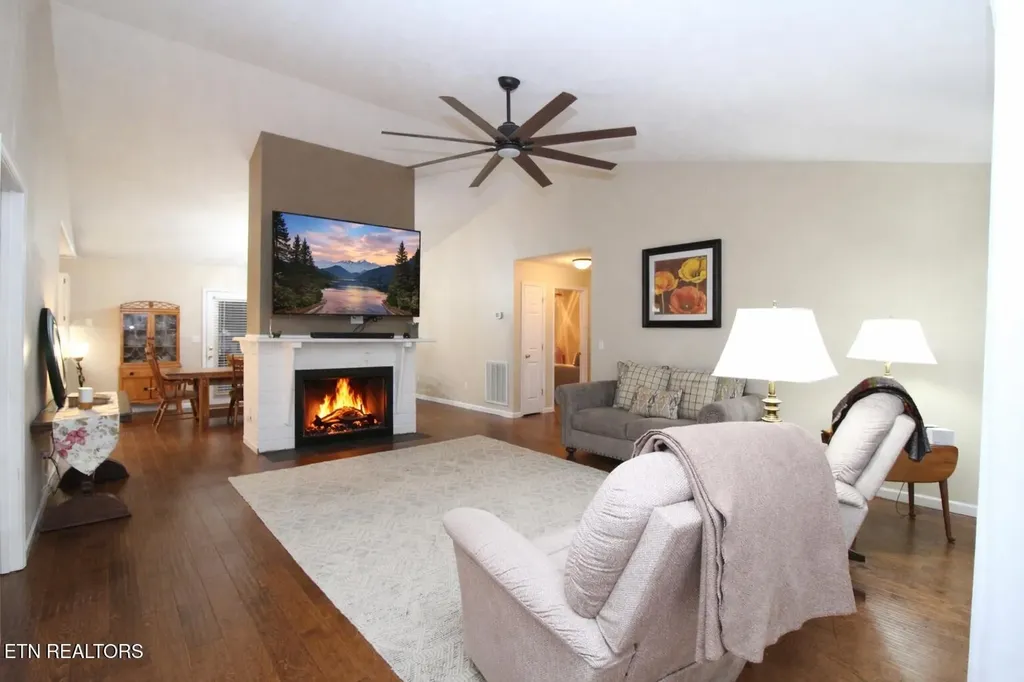 53 Carriage Drive Crossville TN 38555