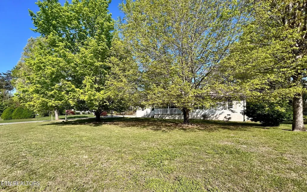 53 Carriage Drive Crossville TN 38555