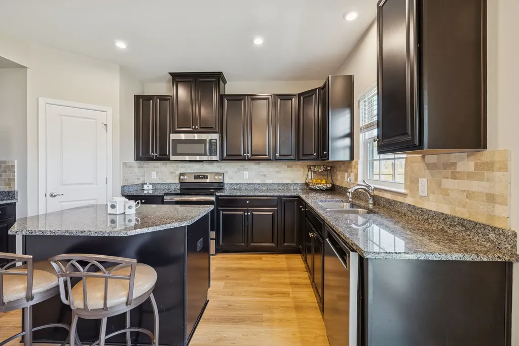 3104 Bent Tree Lane Columbia TN 38401