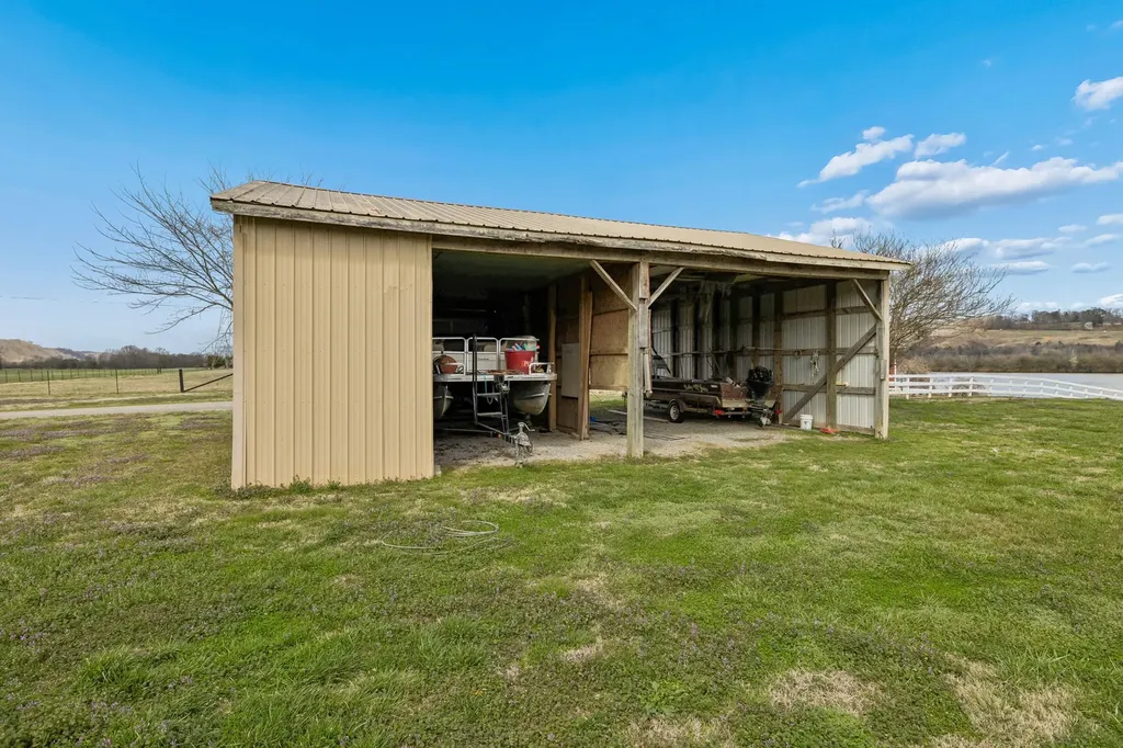 2010 Highway 49, W Ashland City TN 37015