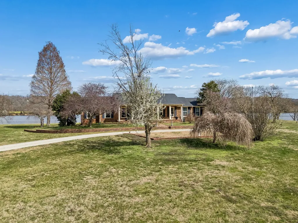 2010 Highway 49, W Ashland City TN 37015