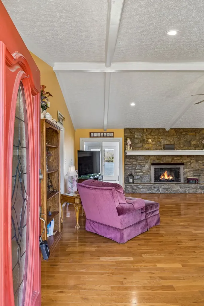 2010 Highway 49, W Ashland City TN 37015