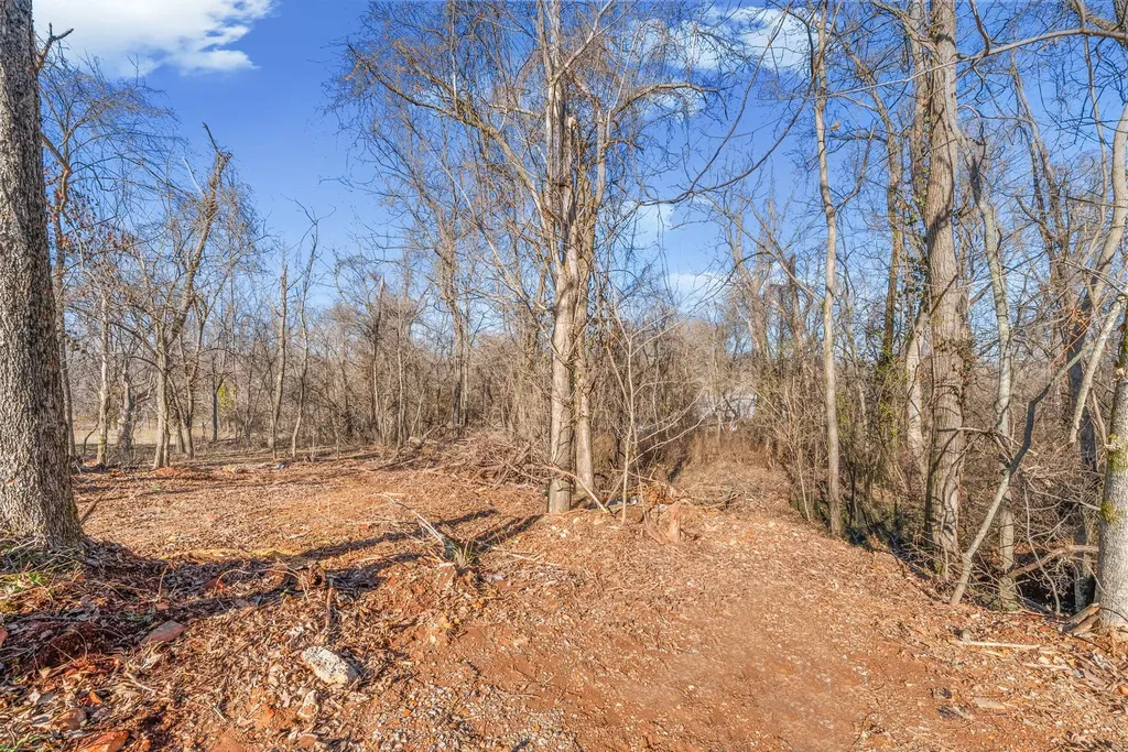 2037 Fort Campbell Boulevard Clarksville TN 37042