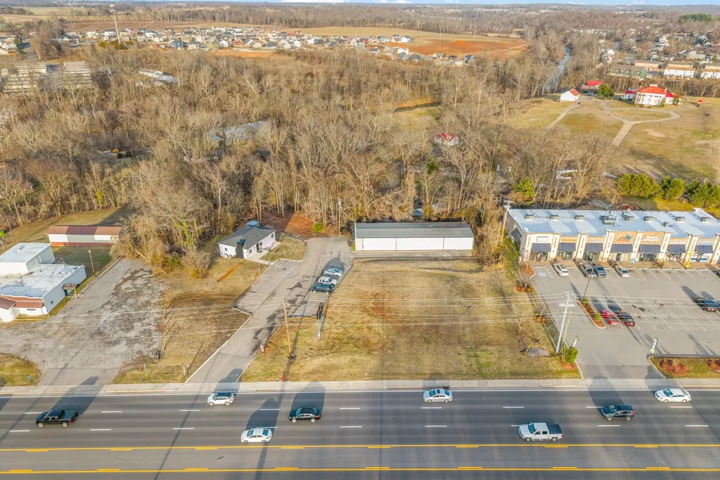 2037 Fort Campbell Boulevard Clarksville TN 37042