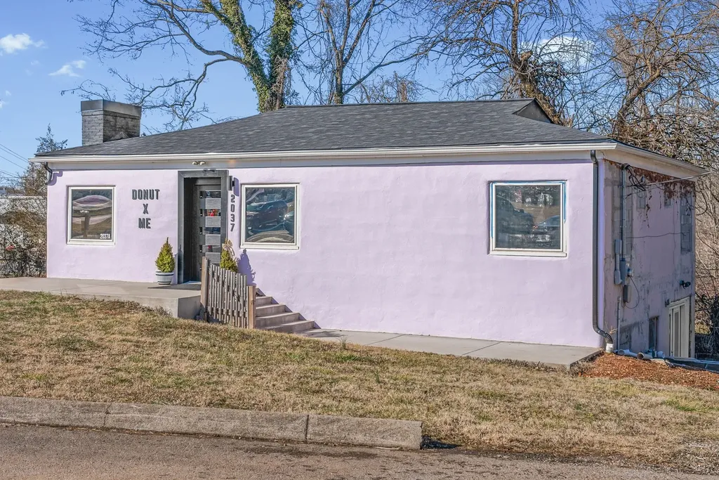2037 Fort Campbell Boulevard Clarksville TN 37042
