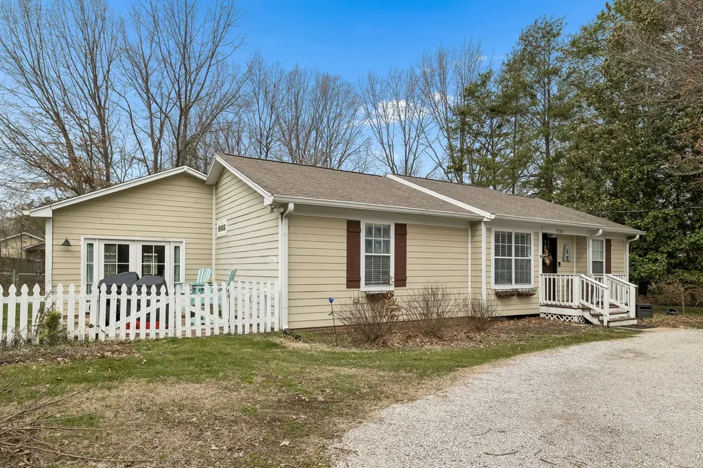 7114 White Oak Drive Fairview TN 37062