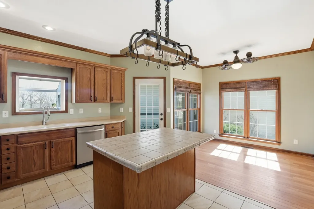 450 Drowning Creek Road Crossville TN 38571