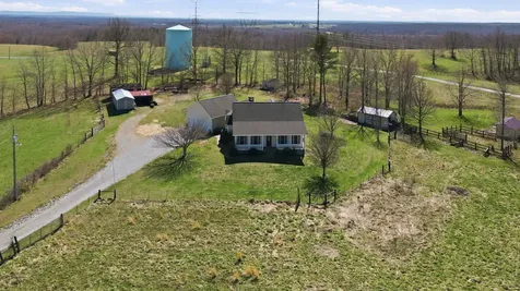 450 Drowning Creek Road Crossville TN 38571