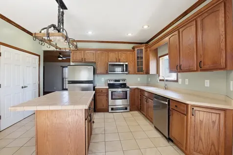 450 Drowning Creek Road Crossville TN 38571