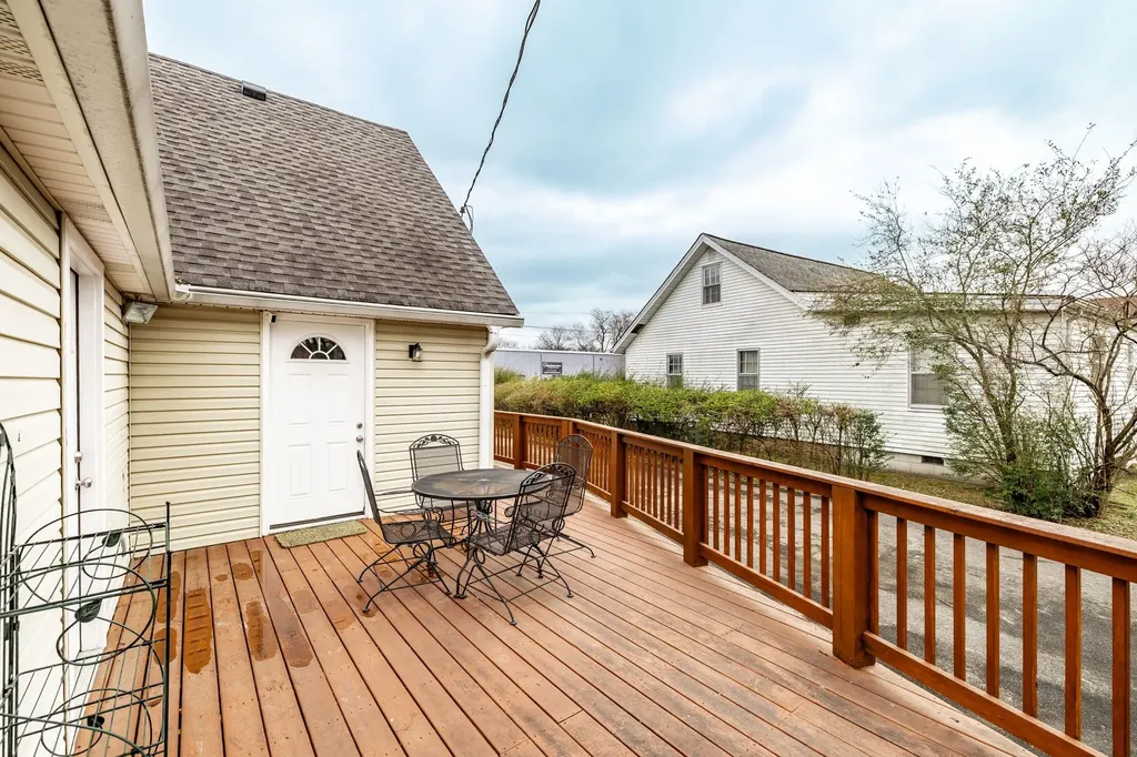 115 East Avenue Goodlettsville TN 37072