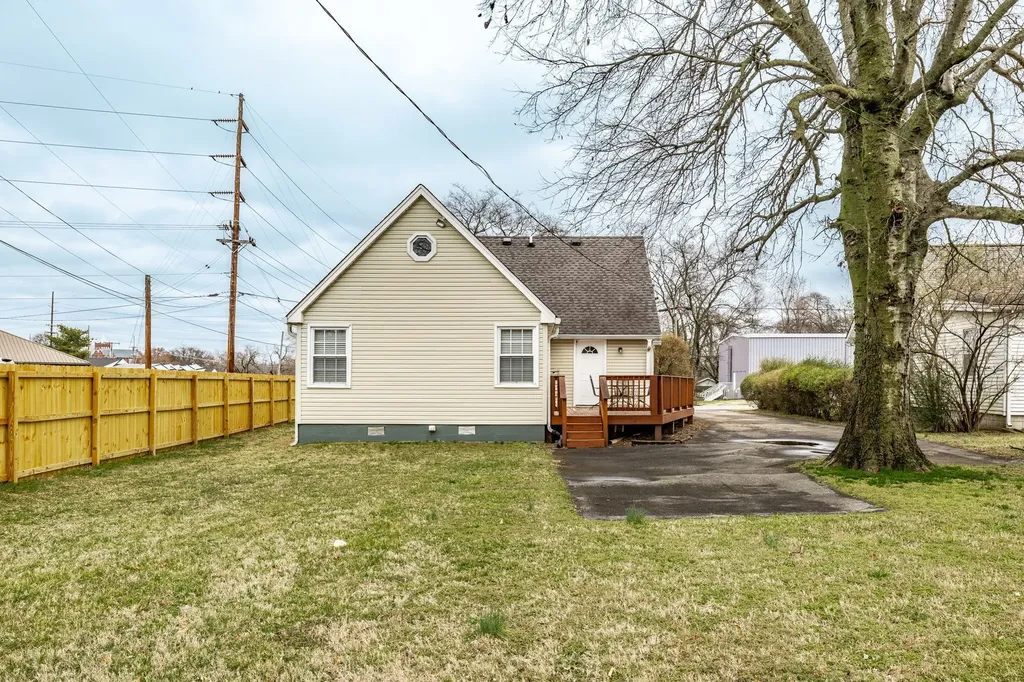 115 East Avenue Goodlettsville TN 37072