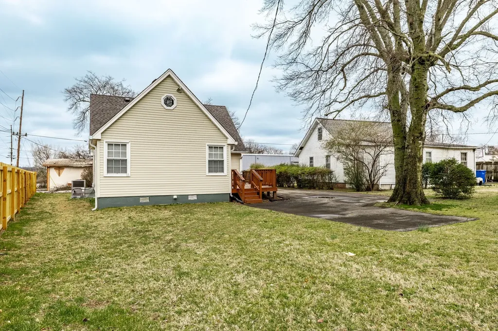 115 East Avenue Goodlettsville TN 37072