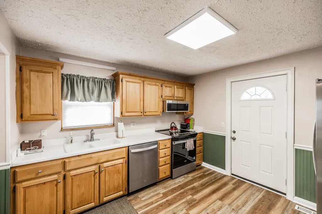 115 East Avenue Goodlettsville TN 37072