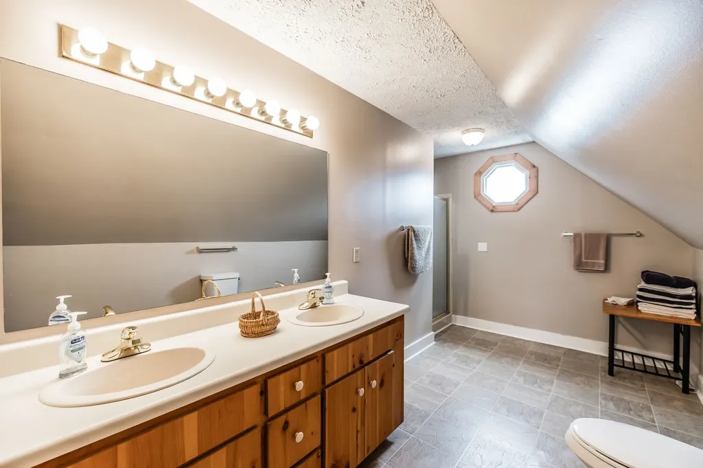 115 East Avenue Goodlettsville TN 37072