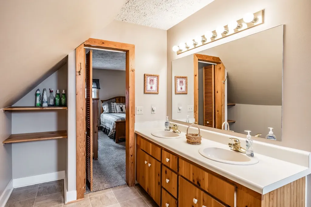 115 East Avenue Goodlettsville TN 37072