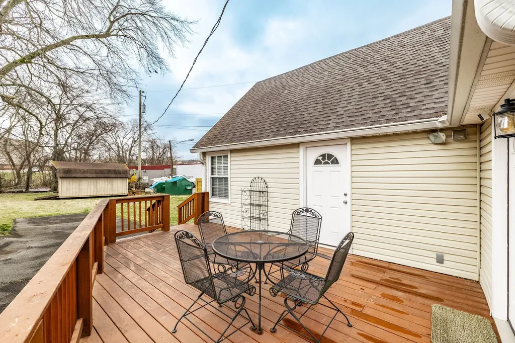 115 East Avenue Goodlettsville TN 37072