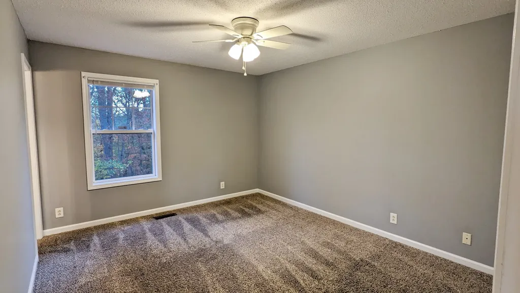 1352 Chucker Drive Clarksville TN 37042
