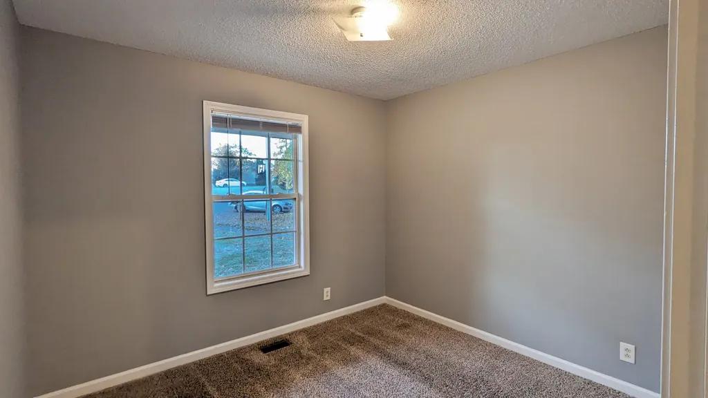 1352 Chucker Drive Clarksville TN 37042