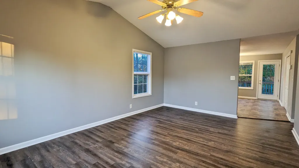 1352 Chucker Drive Clarksville TN 37042