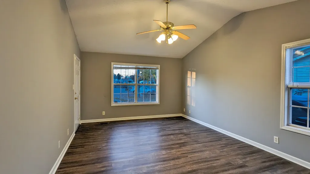 1352 Chucker Drive Clarksville TN 37042