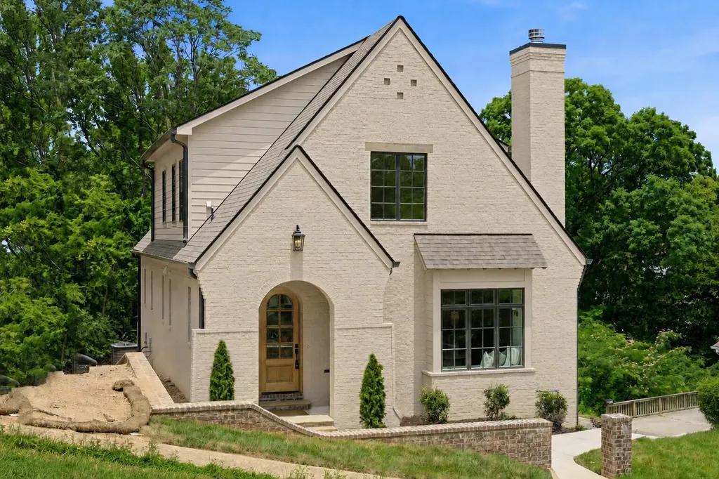 1037 Garnett Avenue Chattanooga TN 37405