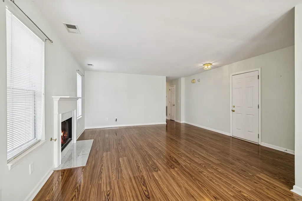 117 Newsom Green Nashville TN 37221