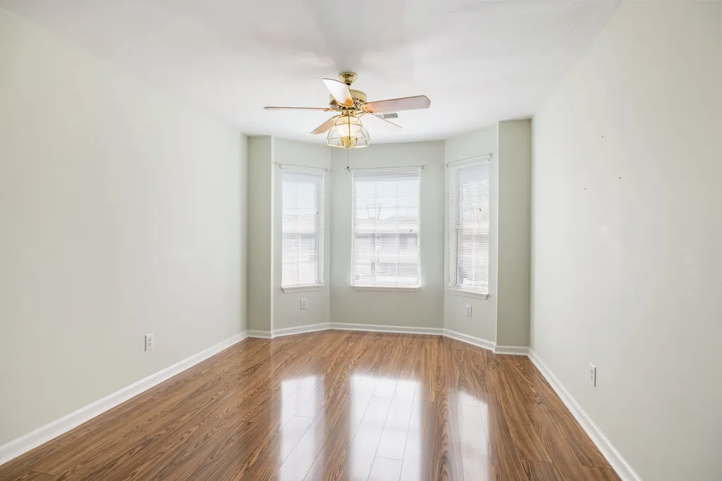 117 Newsom Green Nashville TN 37221