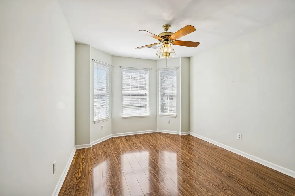 117 Newsom Green Nashville TN 37221