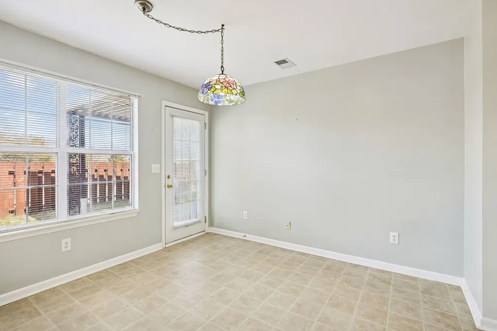 117 Newsom Green Nashville TN 37221