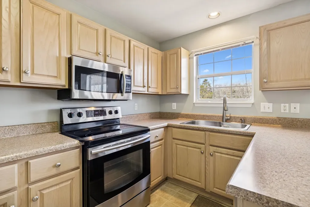 117 Newsom Green Nashville TN 37221