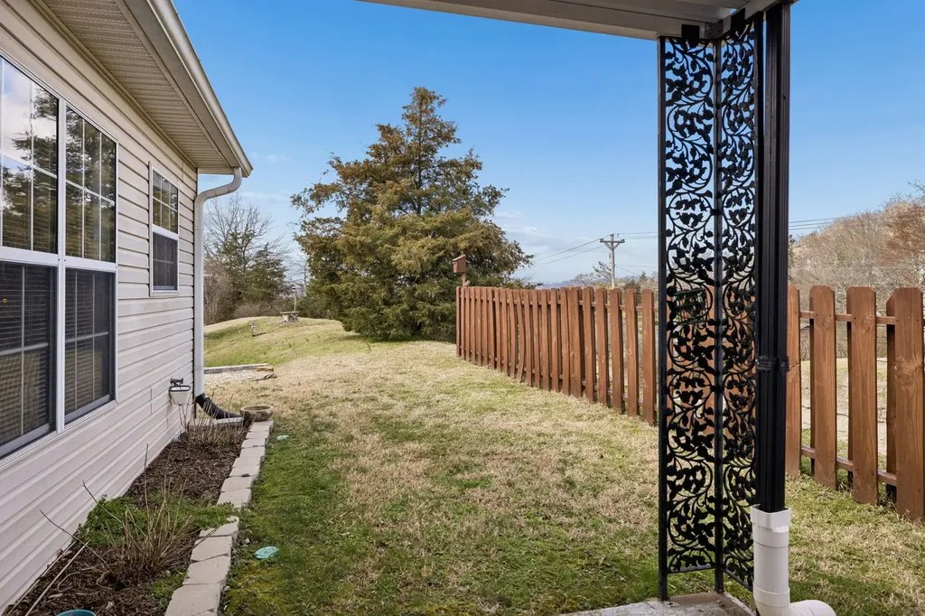 117 Newsom Green Nashville TN 37221