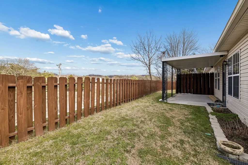 117 Newsom Green Nashville TN 37221