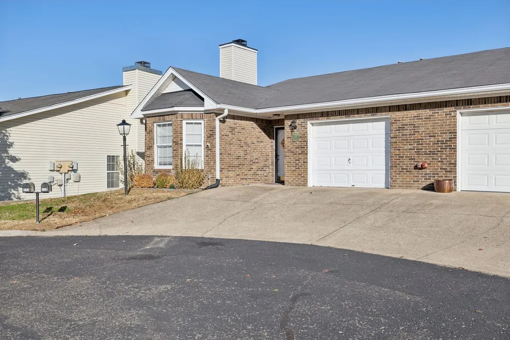 117 Newsom Green Nashville TN 37221