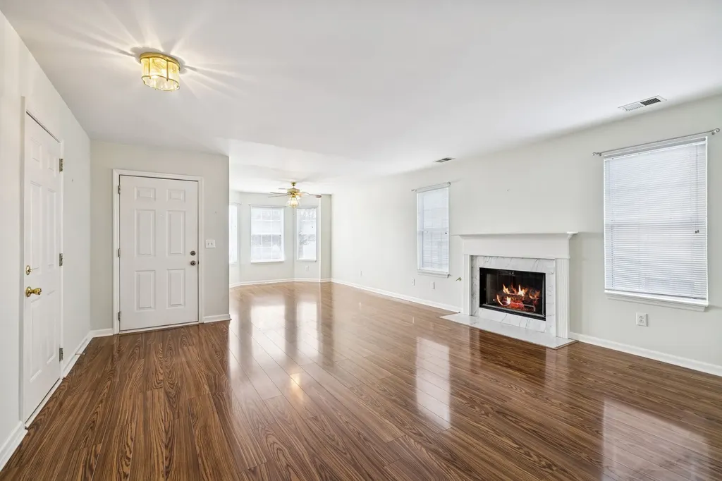 117 Newsom Green Nashville TN 37221