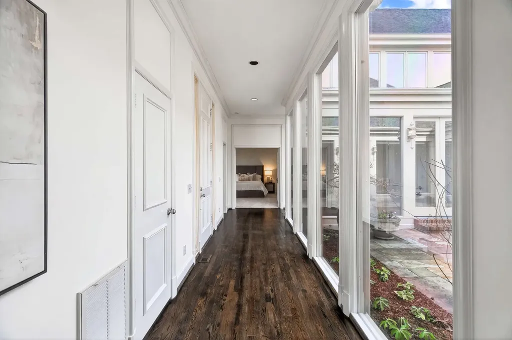101 Abbottsford Nashville TN 37215