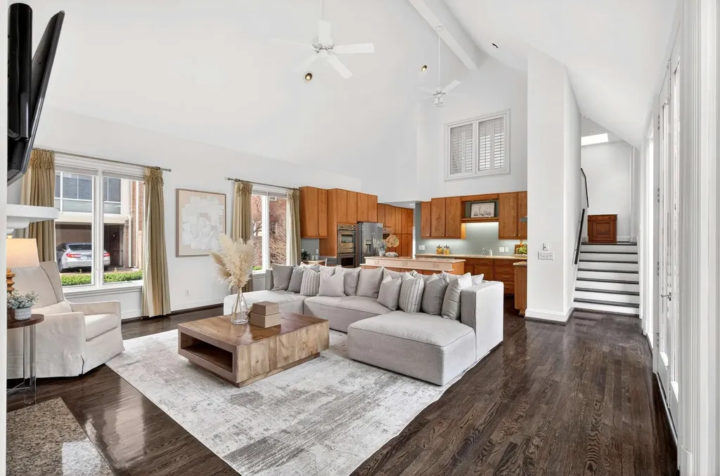 101 Abbottsford Nashville TN 37215
