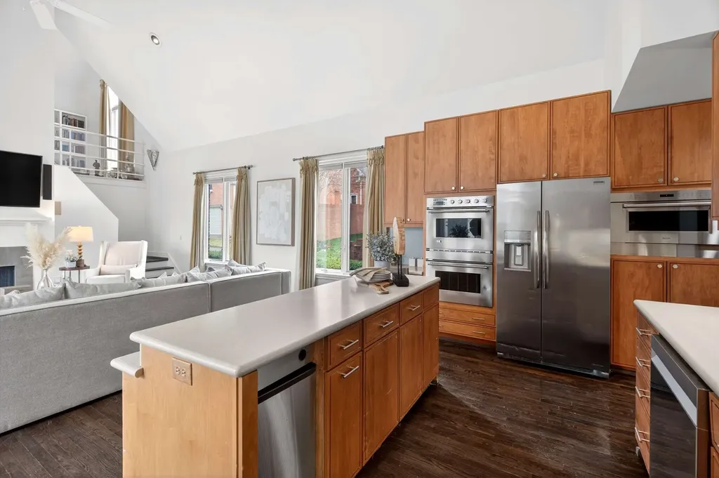 101 Abbottsford Nashville TN 37215