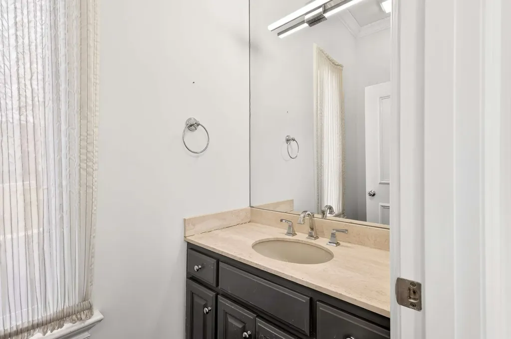 101 Abbottsford Nashville TN 37215