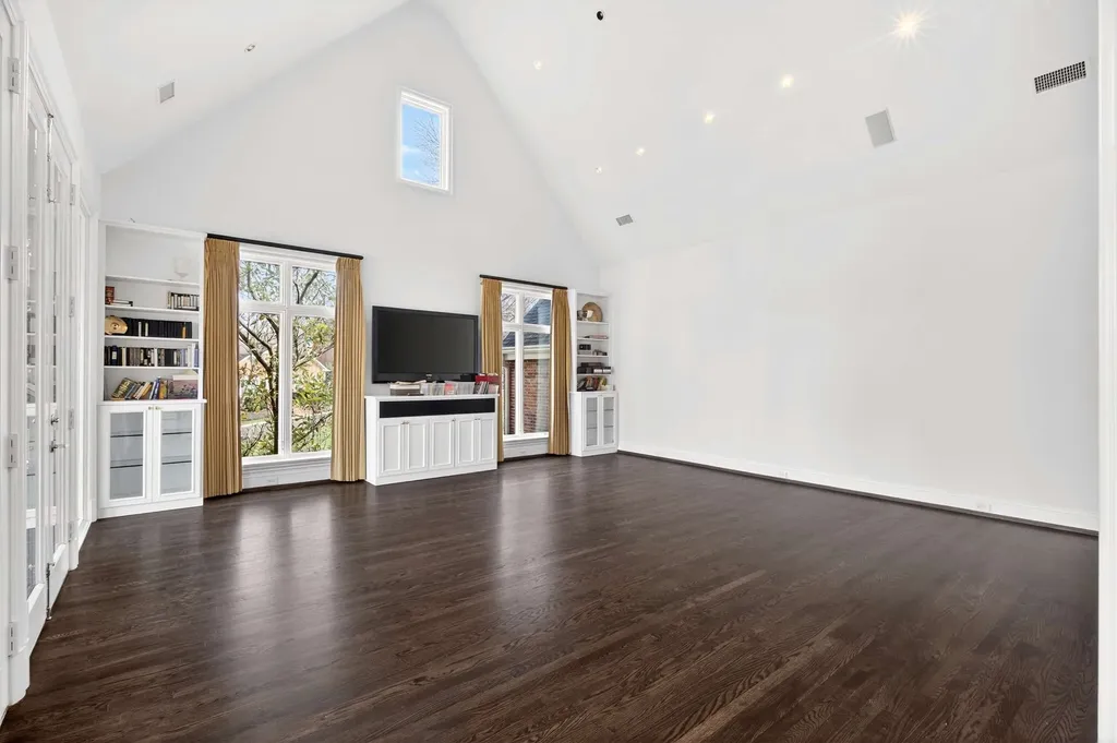 101 Abbottsford Nashville TN 37215