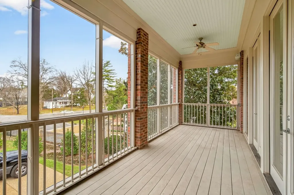 101 Abbottsford Nashville TN 37215